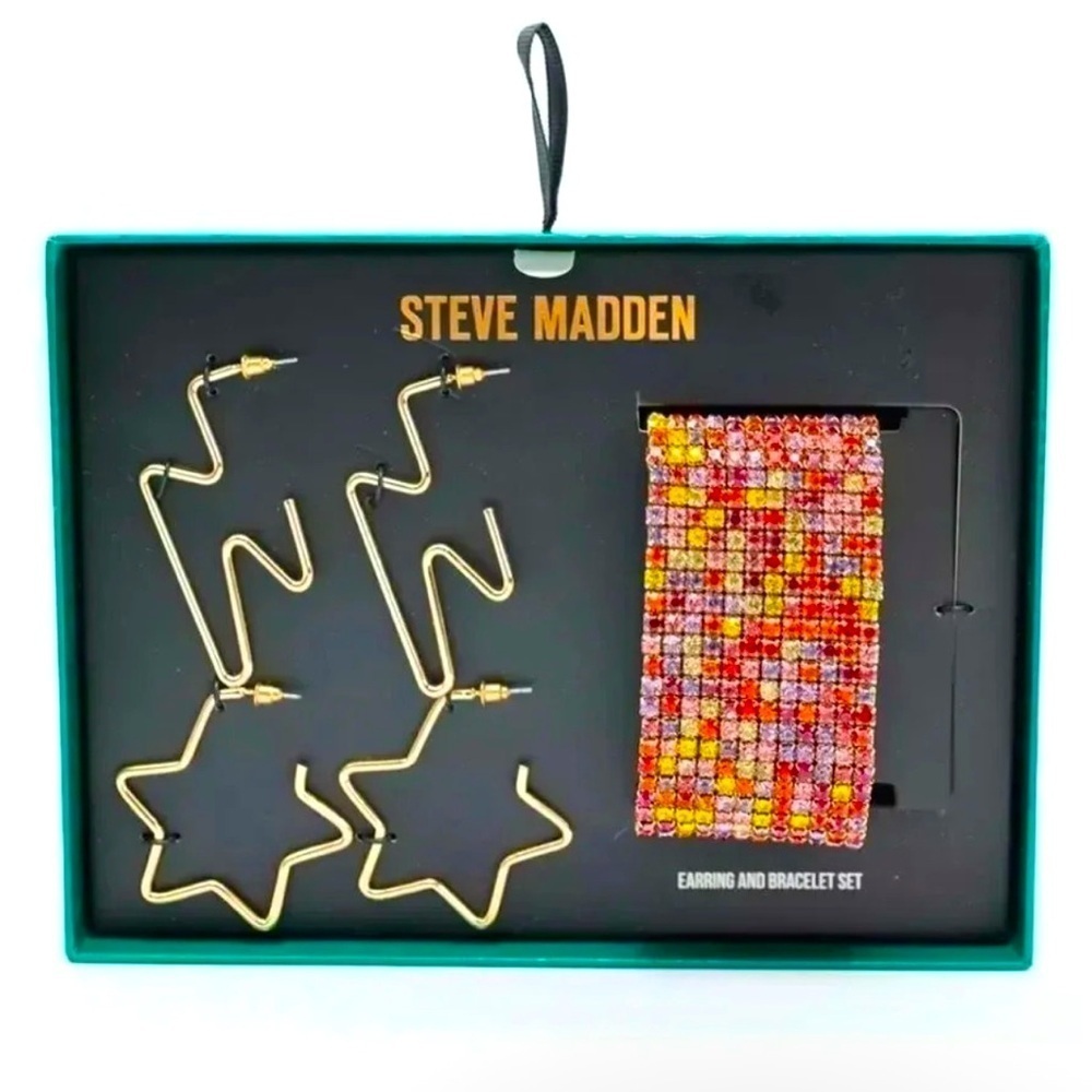 Steve Madden Earring and Bracelet Set Gold Tone Gift Set